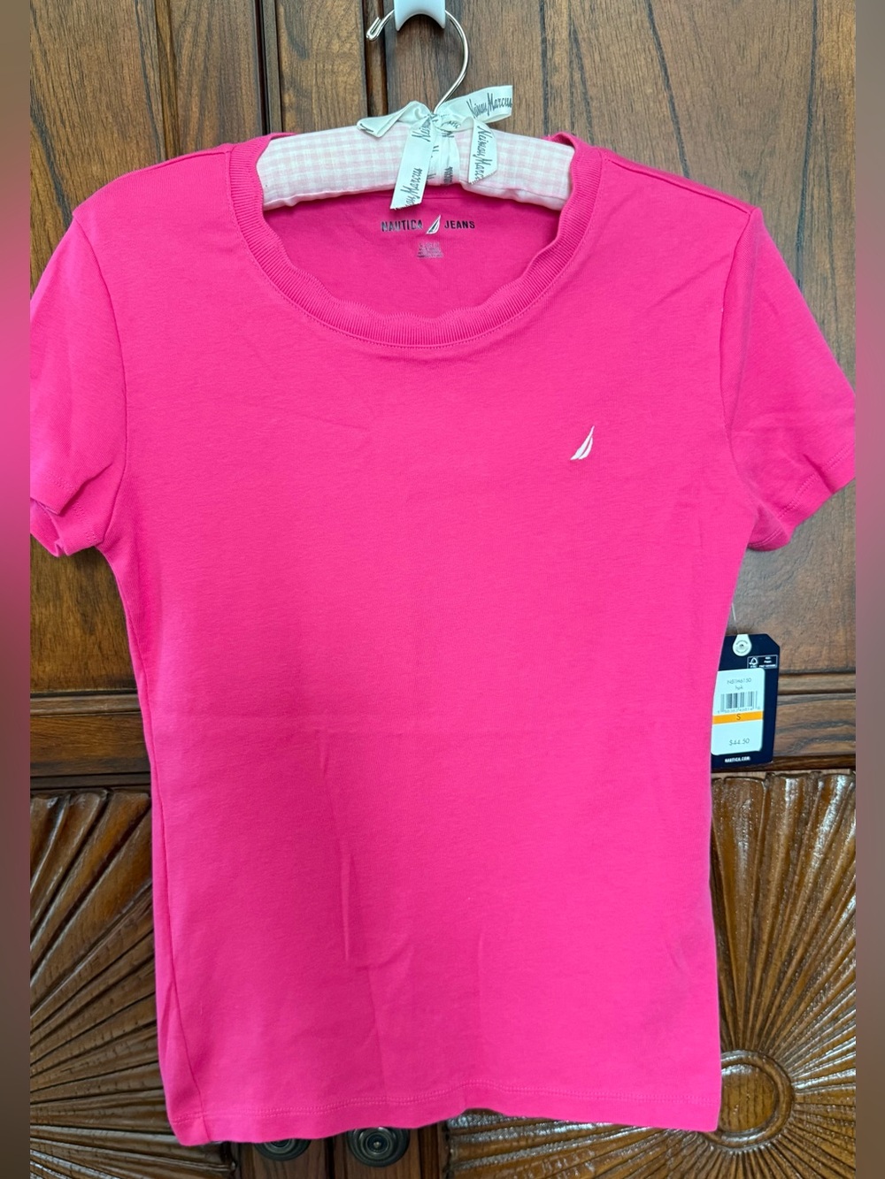 NWT Nautica Jeans Fuchsia Pink Scalloped Neck Logo Tee Size S
